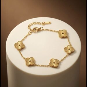 Home clover bracelet